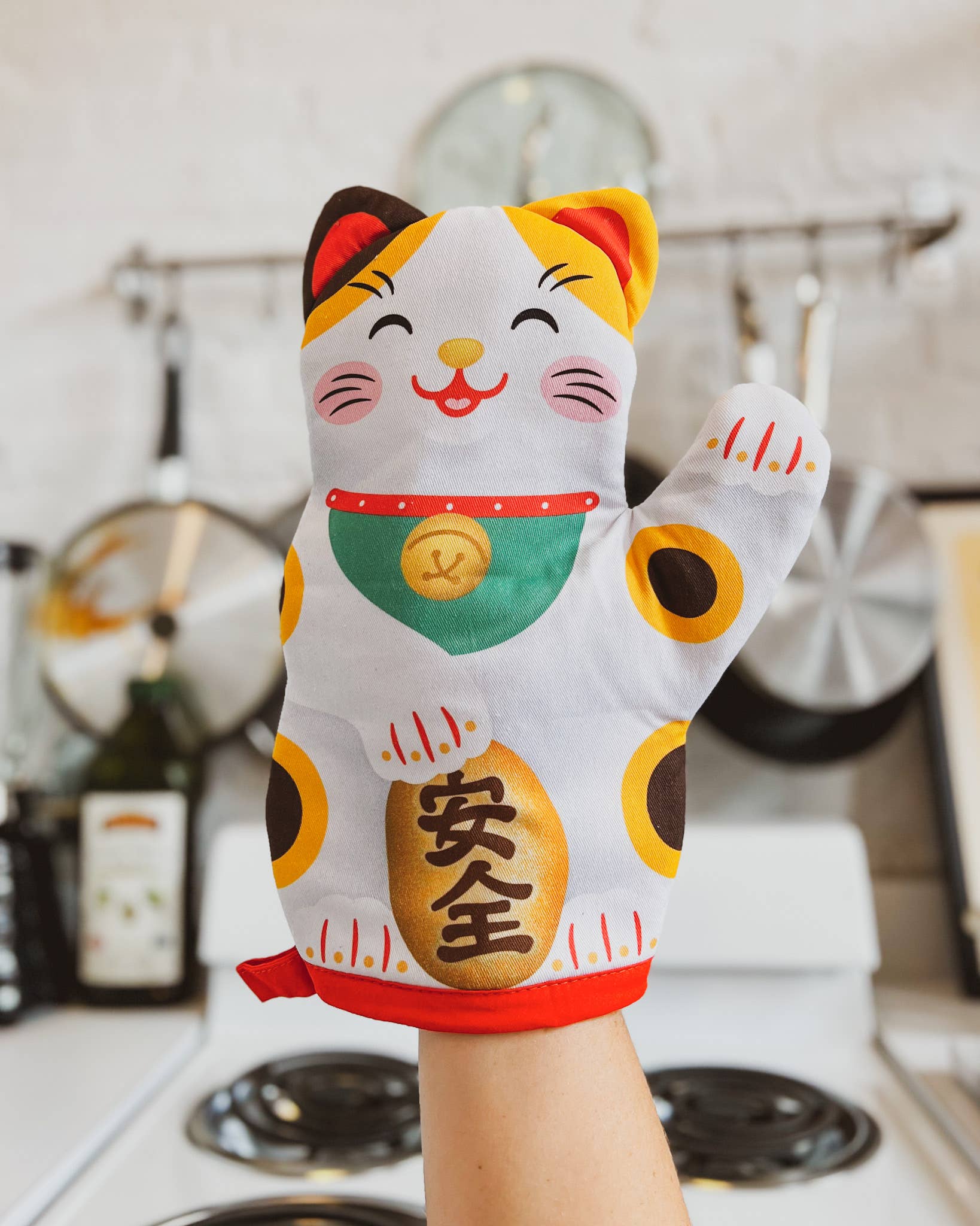 Fred Feline Lucky Cat Oven Mitt - Thumbnail 2